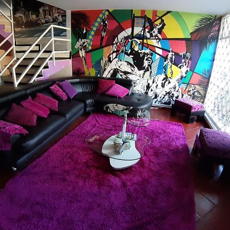 Hotel Comic City Bogotá Eksteriør billede